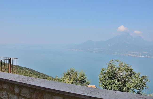 Villa il Cerro With Lake View - Photo 30