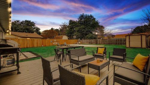Upscale 3BR 2B Cozy Home with Pool & Grill - Foto 4