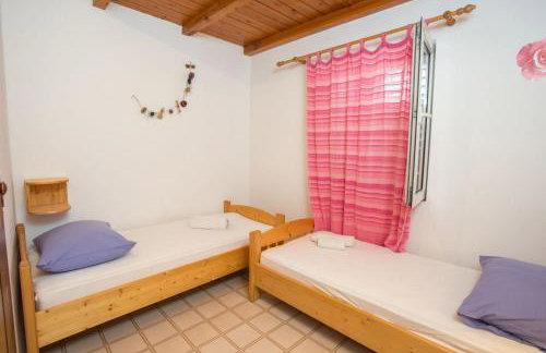 Robinson Elizabeta - Photo 43