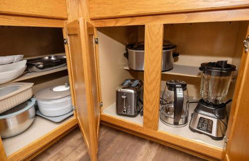 King and Queen Beds with a Gourmet Kitchen - Foto 13