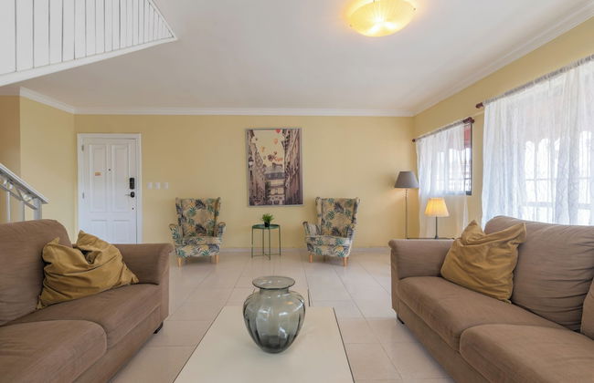 Penthouse in Evaristo Morales Sleeps 14 - Foto 14