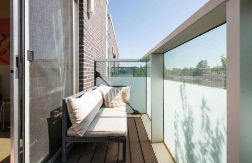 ChampaHouse- Easy access to Rino/Ballpark/Downtown - Foto 62