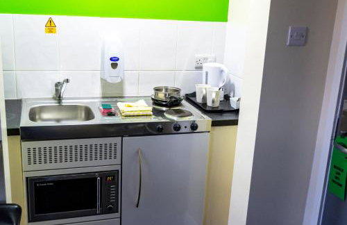 Lymedale Suites Studios & Aparthotel in NEWCASTLE UNDER LYME & STOKE - Foto 73