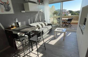Superbe studio, terrasse, piscine, parking - Photo 4