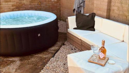 Modern Coastal Retreat, HotTub, Fire Pit, Pets welcome - Foto 2