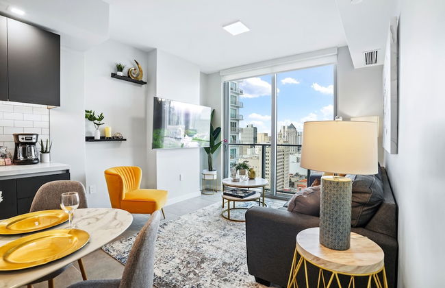 Modern High-Rise Condo with Pool/Gym, in Central DT MIAMI! - Photo 13