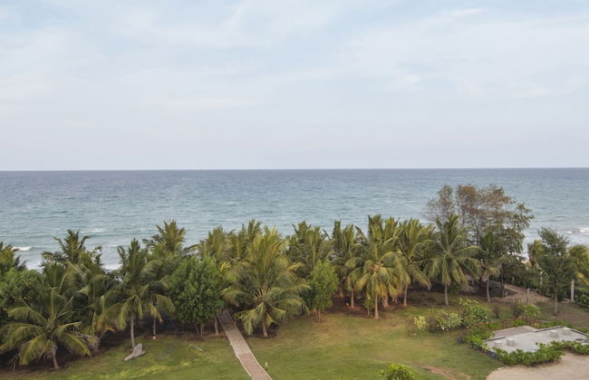 CASAMIA Oceanfront Condo Nilaveli - Foto 19