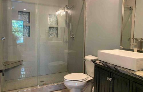 Waterfront 5BD/5BA Dock & 9P-Hottub - Foto 31