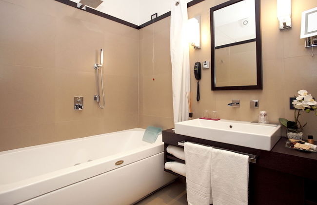 Les Fleurs Luxury House - Photo 21