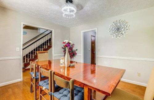 Group Getaway Spacious Home in Stone Mountain! - Foto 9