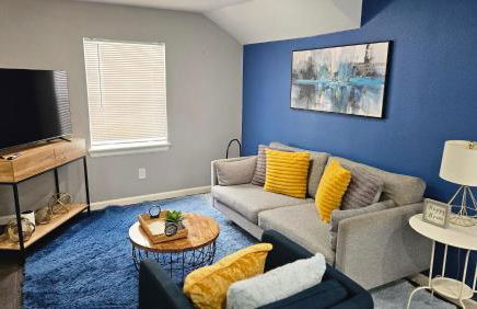 Super Cozy 2 bedroom with Fast WIFI and Queen Bed close to Downtown Houston!! - Foto 1