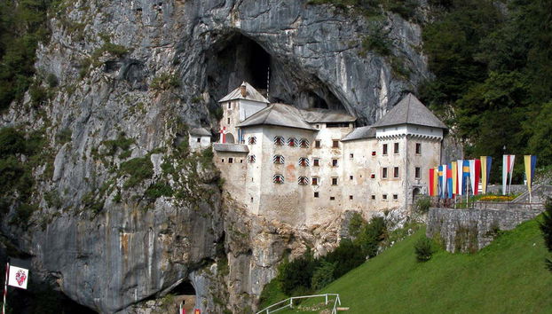 Predjama Castle