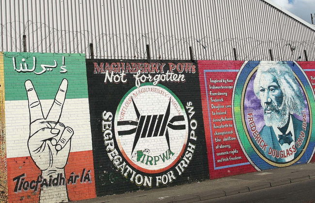 Visite sur le thème de la politique à Belfast - Photo 1