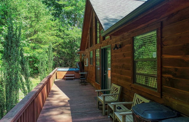 Moosetrax - 3 Bedrooms, 2 Baths, Sleeps 6 Cabin by RedAwning - Photo 24