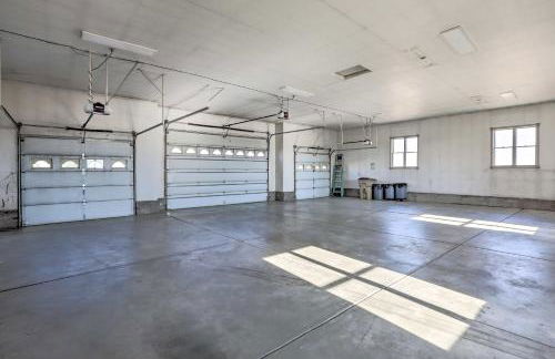 10 Mi to Barr Lake State Park Home with Mtn Views - Foto 37