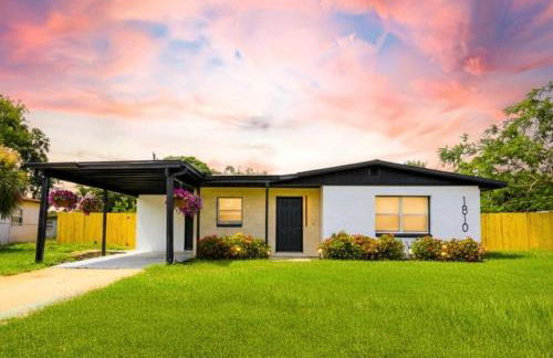 Cozy Little Villa in the Heart of Cocoa POOL HOUSE - Foto 1