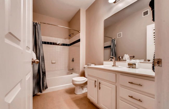 Bluebird Suites in Downtown Providence - Foto 18