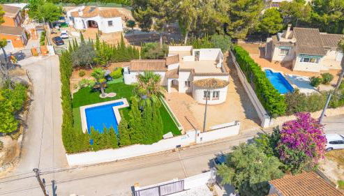 Villa Inia - PlusHolidays - Photo 5