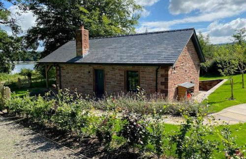 Waters Edge, Talkin Tarn, a luxurious bungalow with stunning views over the tarn - Foto 25