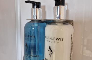 Long Meadow Shepherd Hut - Brecon Beacons, LD3 7TD - Foto 56