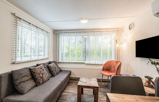 Beautiful Holiday Chalet in Emst With a Private Garden - Photo 12