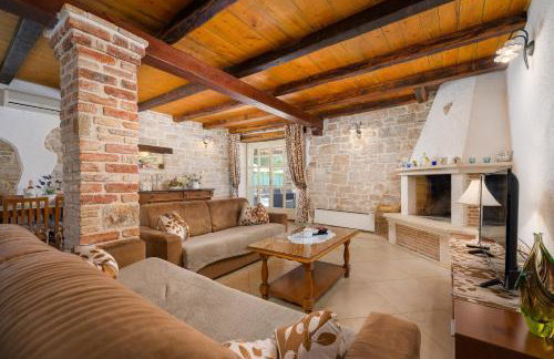 My Villa Ida with pool in Višnjan, Istria - Photo 38