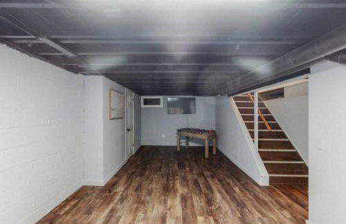 The Playmakers Funhouse-HOF Village - Foto 21