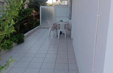 Ευρυχωρο ισόγειο διαμέρισμα - Foto 3