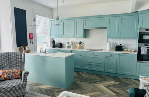 Seascape Luxury sea front apartment - Foto 8