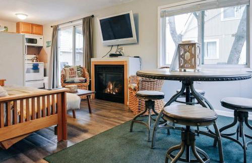 Beach Club of Oscoda Garden Cottage on the Lake - Foto 3