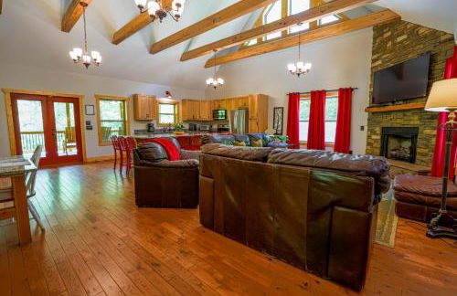 New Listing! Wine Country Retreat - 2 Bed, Hot Tub - Foto 7