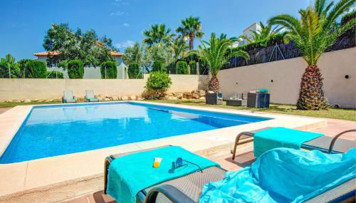 Villa Fresno by Villa Plus - Photo 2, Other