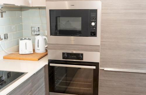 Cosy Central Stylish Apartment in Twickenham - Pass the Keys - Foto 21