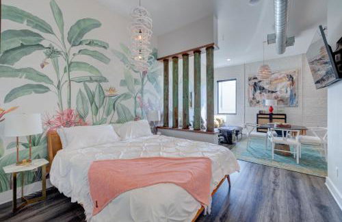 The Hive 106 Bees Knees - Photo 1