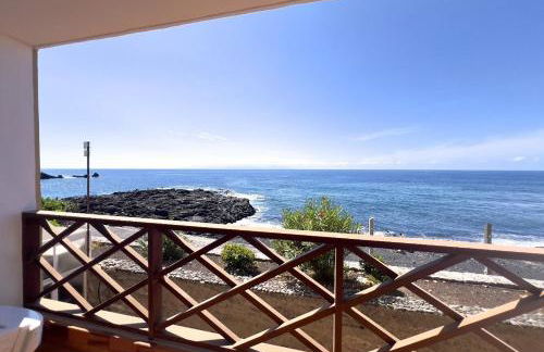 Max Neptuno 1st Line Beach Ocean View Apartment - Foto 1