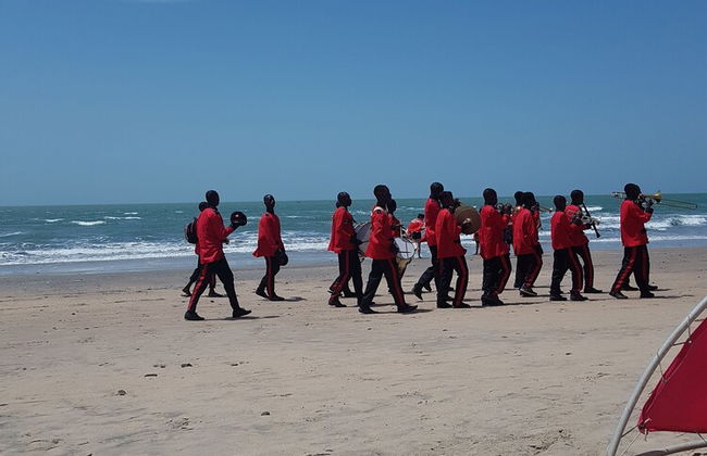 Camara Gardens Apartments with Pool - Photo 18