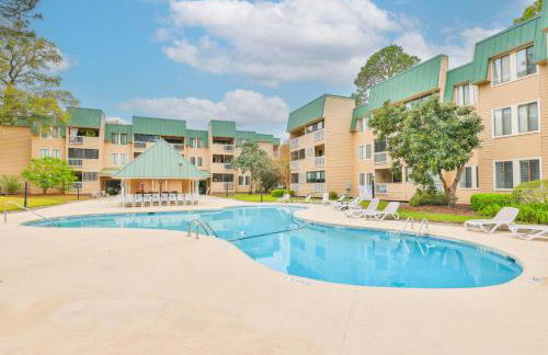 Beachy Days Escape - Cozy Haven Steps From Beach! - Foto 46