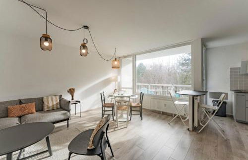 Charming apartment with parking and balcony. - Foto 2