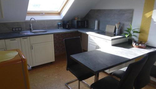 Ferienwohnung im roten Haus, die Therme ist fußläufig in 350m zu erreichen - Foto 3, stove