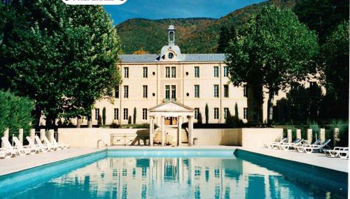 A beautiful 2 persons studio in a chateau with swimming pool - Foto 3