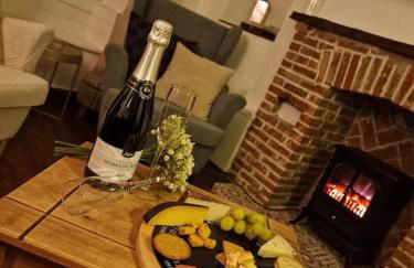 Black Cat Cottage - Central Pickering Cottage - Foto 16