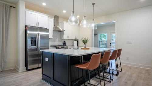 Modern Emerson retreat close to LakePoint Sports - Foto 3