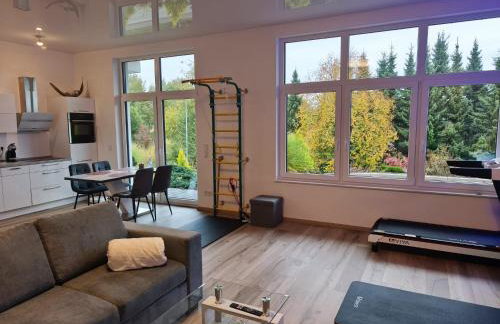 Moderne Ferienwohnung in ruhiger Lage mit Fitnessgeräte - Foto 5