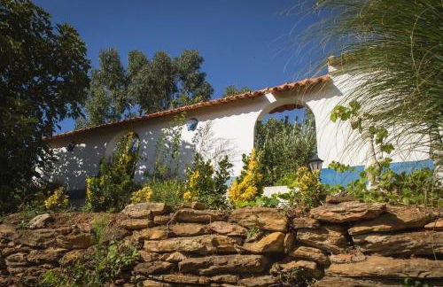 Entire villa hosted by Noam - Foto 5