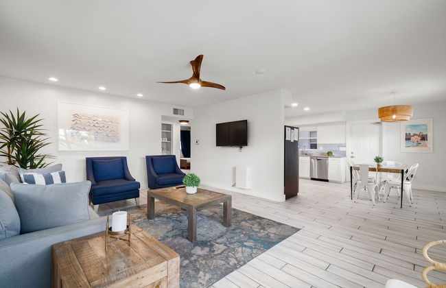 Stunning 2BR Suite, Just Steps to the Beach - Foto 14