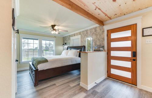 2 Mi to Dtwn Chic Waco Studio with Fire Pit! - Foto 13