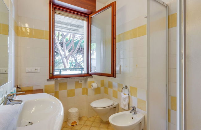 Comfy Apartment in Milano Marittima near Pine Forest - Foto 16