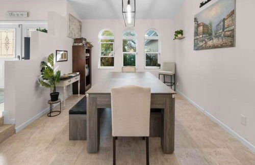 Plantation Pool Home with Hot Tub Sleeps 10 - Foto 7