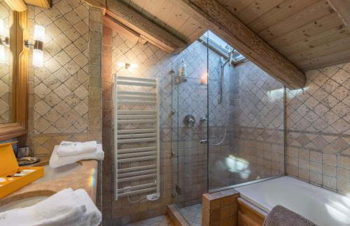 Chalet chaleureux à Courchevel 1850, calme Cospillot, 4 chambres, jacuzzi - FR-1-564-117 - Foto 6