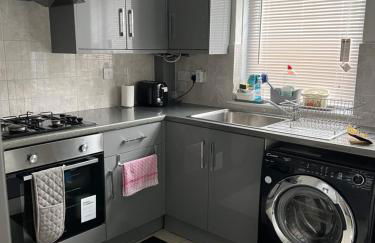 Dane Guest House Free Parking Fast WiFi Modern Living - Foto 21